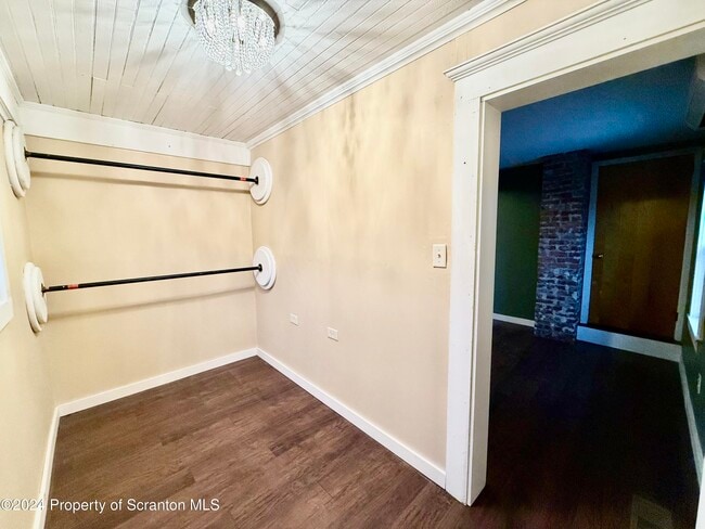 Building Photo - 22 S Goodwin Ave