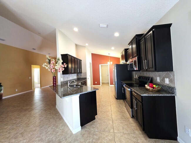 Building Photo - Vero Beach Rentals. Vero Beach Rent, LLC and Property Management Company