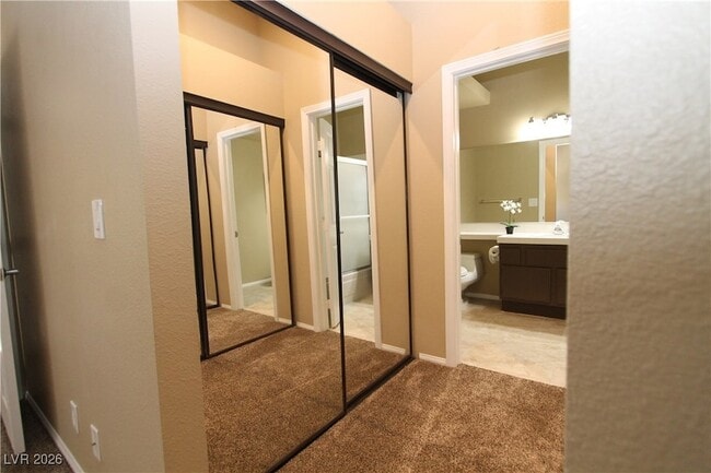 Building Photo - 2748 Lodestone Dr