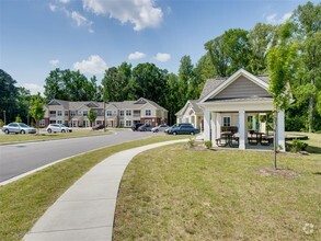 Building Photo - Winslow Pointe