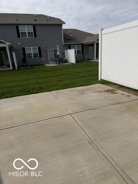 Building Photo - 6389 Wasco Dr