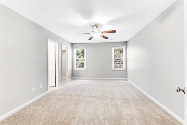 Building Photo - 1420 Old Virginia Ct SE