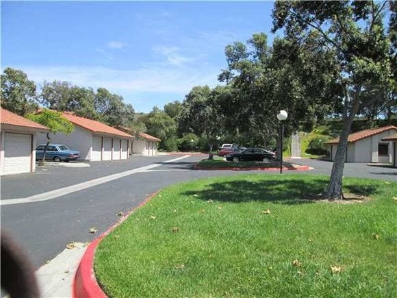 Building Photo - 3536 Ridgewood Way