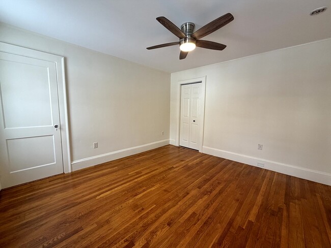 Building Photo - 31 Oakley Rd