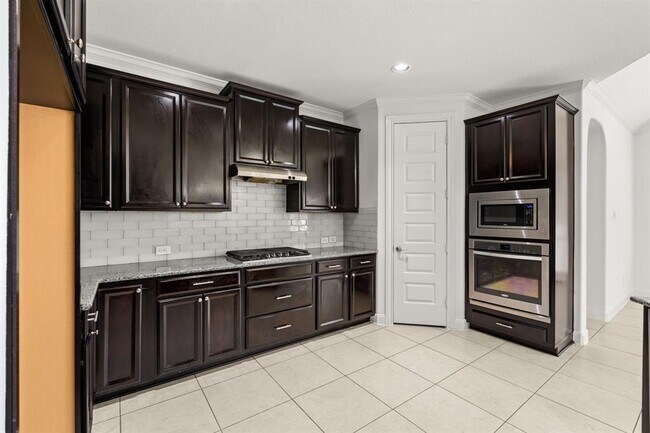 Building Photo - 4615 Hollow Chase Ln