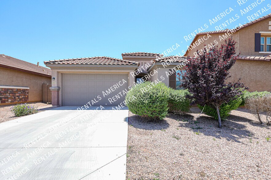 Primary Photo - 10915 E Calypso Ave