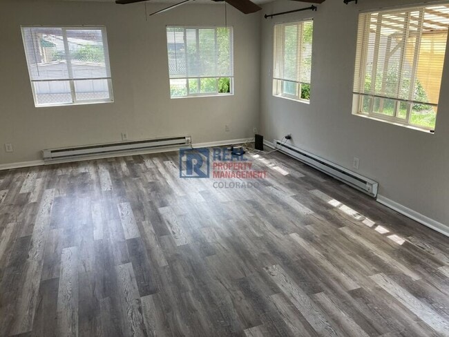 Building Photo - 3365 Olive St