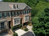 Building Photo - 2688 Rivers Edge Dr NE