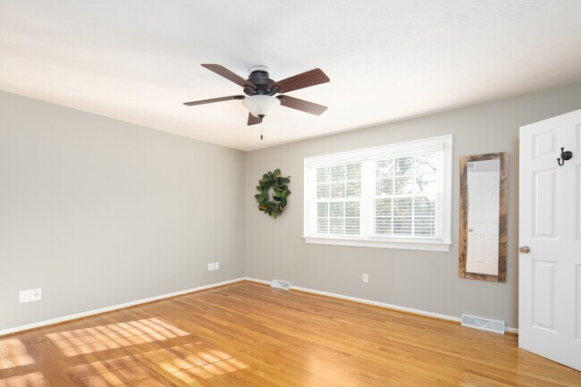 Building Photo - 3438 Snaffle Rd