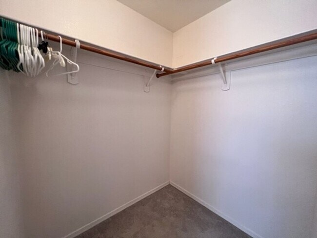 Building Photo - Silver Sands Community Home with fenced Yard 2BR plus bonus area