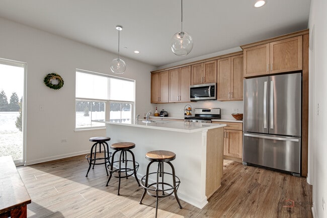 Building Photo - 2490 Olivia Ct