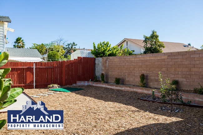 Building Photo - 8547 Aquarius Dr