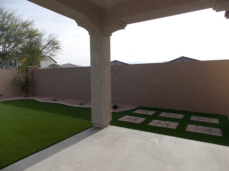 Building Photo - 1863 S 82nd Pl