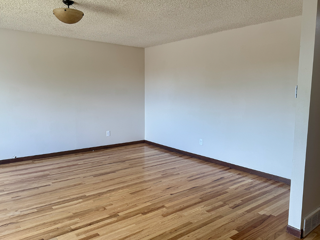 Building Photo - 9438 W 56th Pl