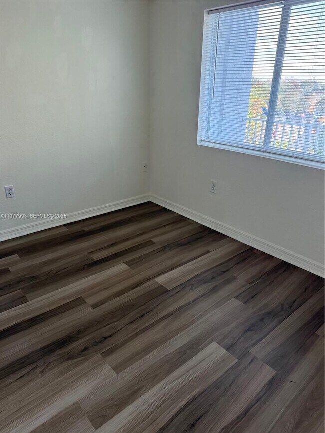 Building Photo - 2536 NW 24th St