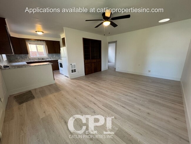 Building Photo - 1106 16th Ave