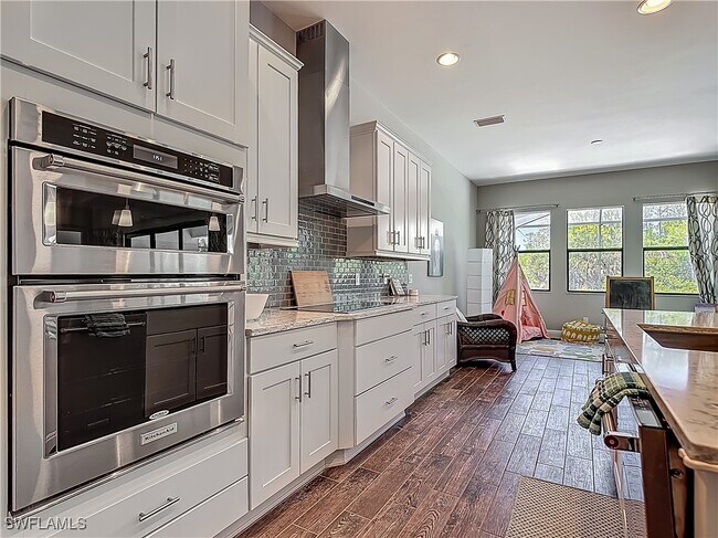 Building Photo - 4524 Tamarind Way