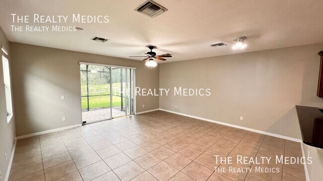 Building Photo - 1900 Garden Sage Dr