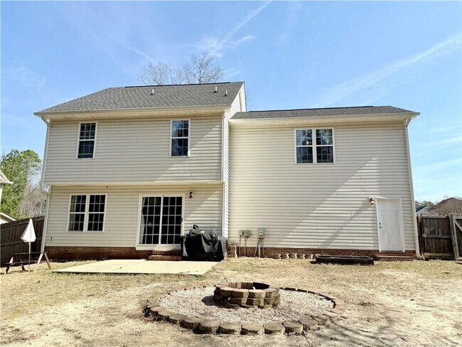 Building Photo - 234 Pender Rd