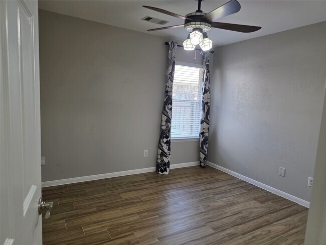 Primary Photo - 14925 Cypress Ridge Grove Ln