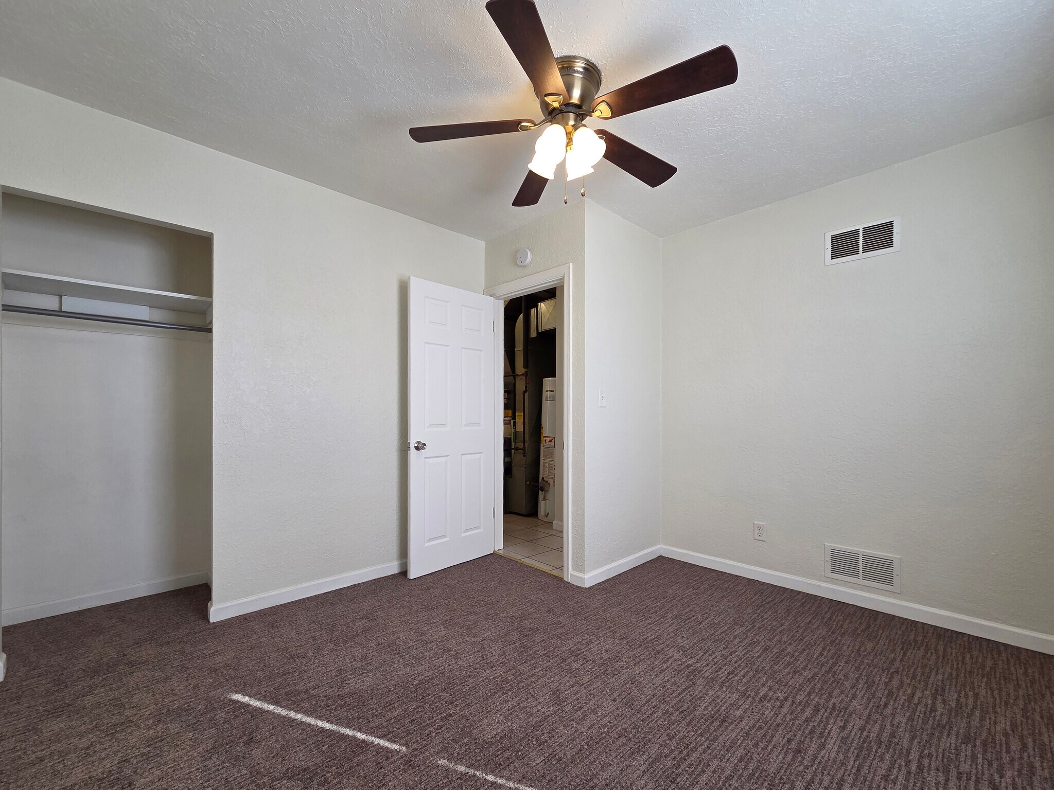 Building Photo - 3804 Johnson Ave