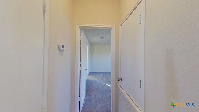 Building Photo - 111 Carol Ave