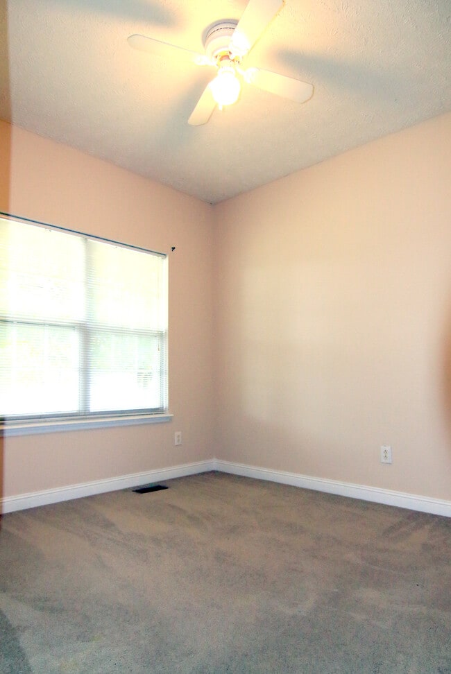 Building Photo - 2123 Moonlite Ct