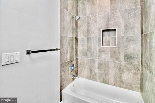 Building Photo - Brand New Luxury Apartments