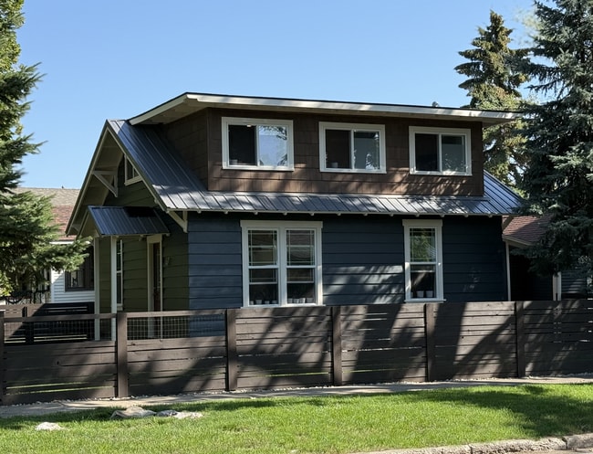 Primary Photo - Charming Kalispell Home