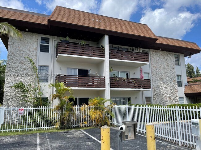 Building Photo - 7487 SW 82nd St