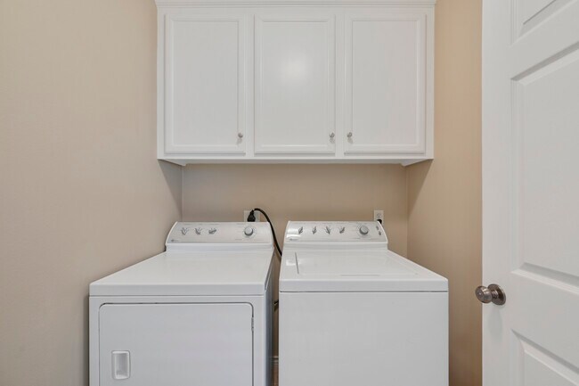 Building Photo - 4407 Pickering Pl