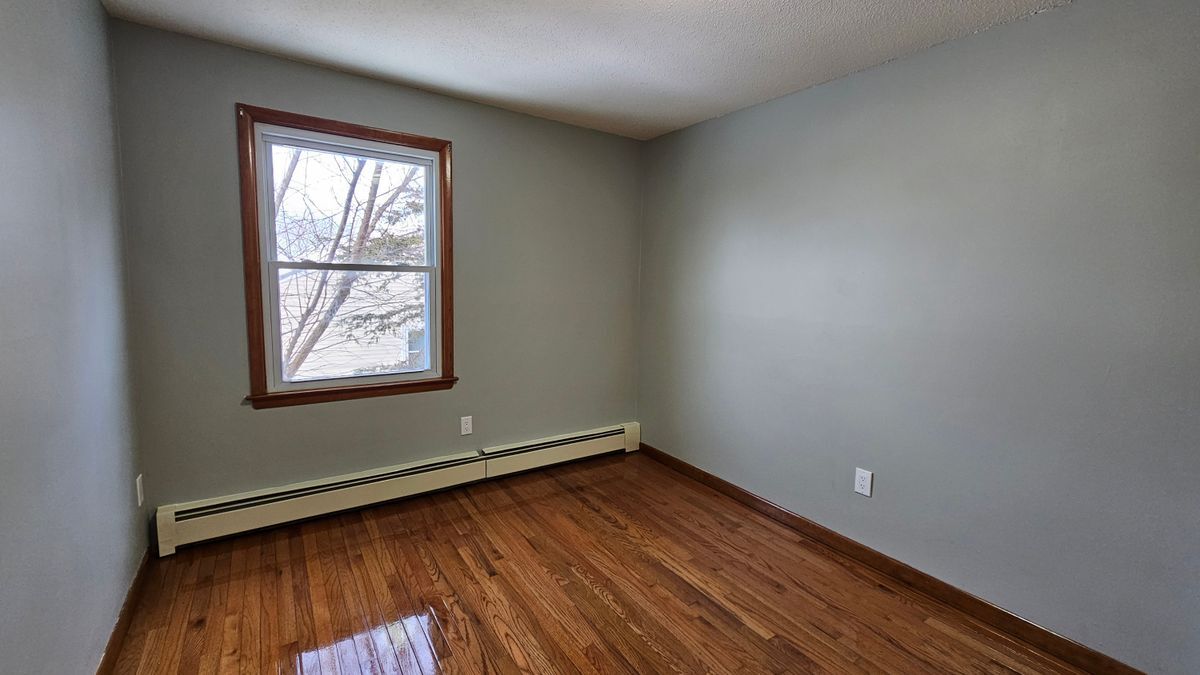 Building Photo - 32 Morrison St