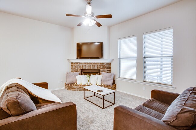 Living room - 9905 Virginia Ave