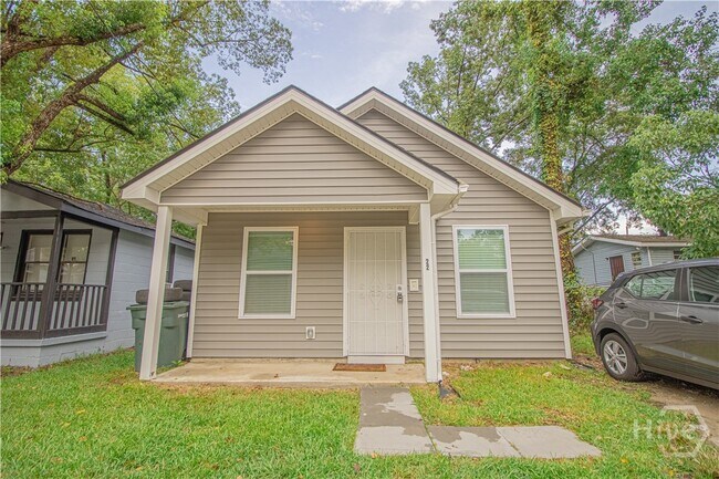 Primary Photo - 22 Nelson St