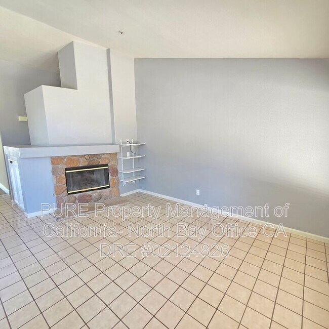 Building Photo - 1853 Sandstone Dr