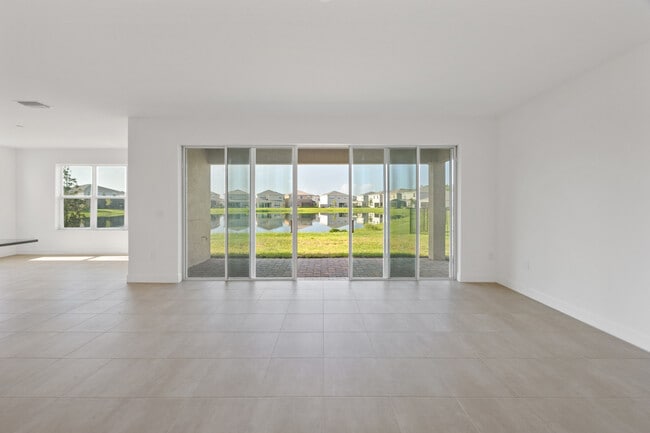 Building Photo - Tamarind Grove Lane