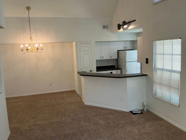 Primary Photo - Spacious 2-Bedroom Loft Condo in Gated Azu...