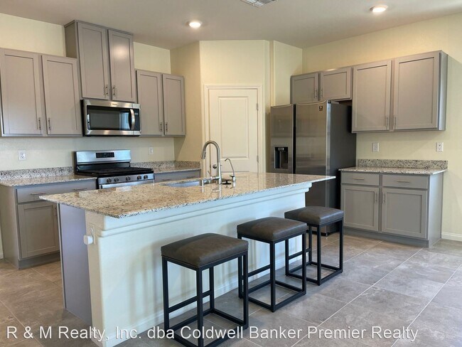 Building Photo - 4 br, 2 bath House - 4317 Glossier Avenue