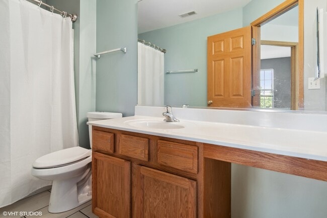Building Photo - 217 S Alder Creek Dr