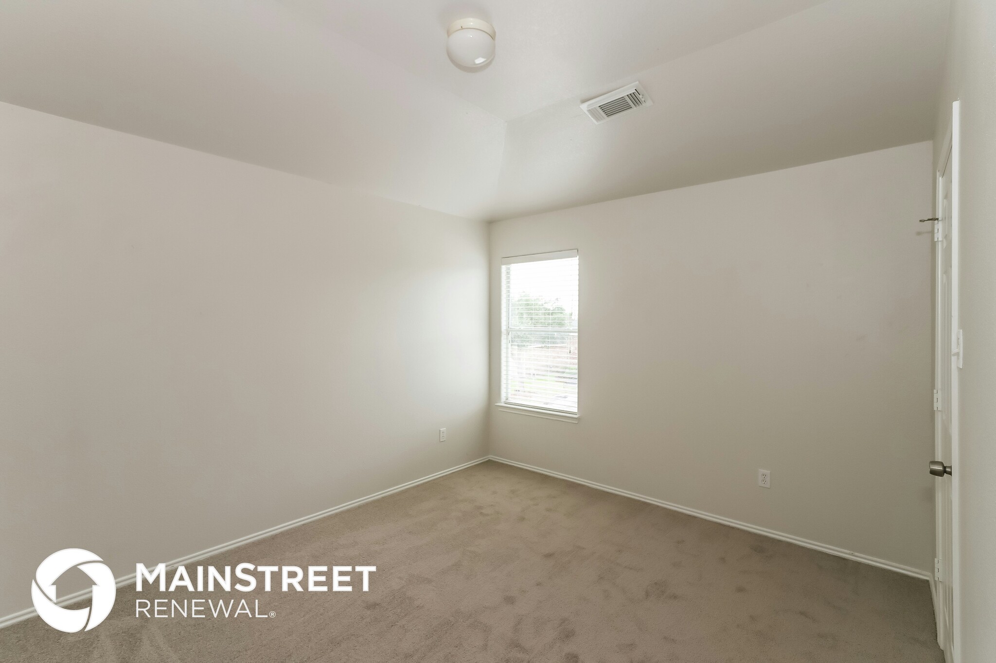 Building Photo - 8515 Satinwood Way