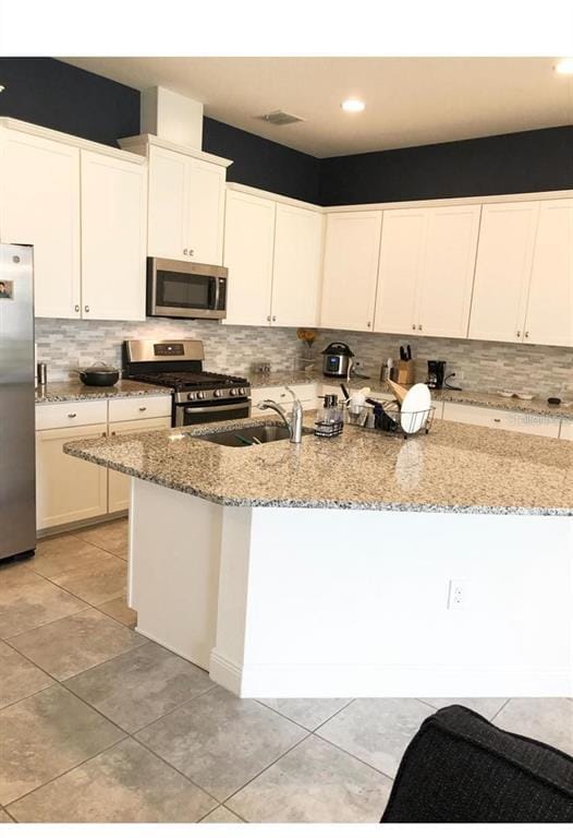 Building Photo - 7266 Desert Mandarin St