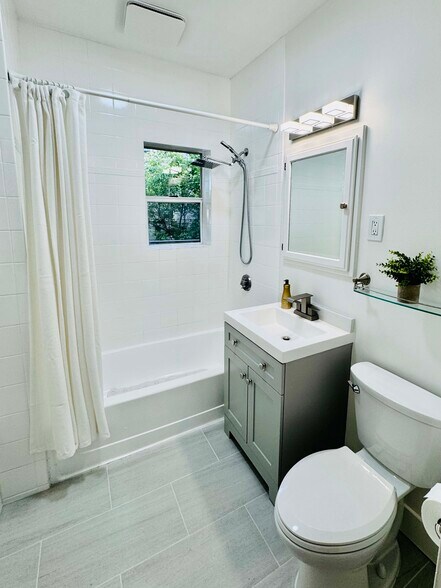 Building Photo - 39 Parkton Rd