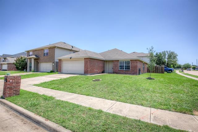Building Photo - 7000 Sylvan Meadows Dr