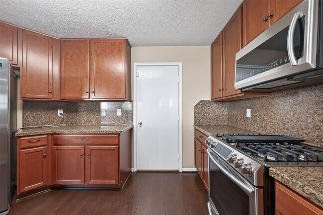 Building Photo - 18110 Rexine Ln