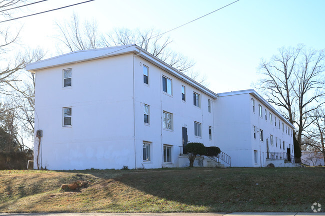 Building Photo - Oakford Apartments