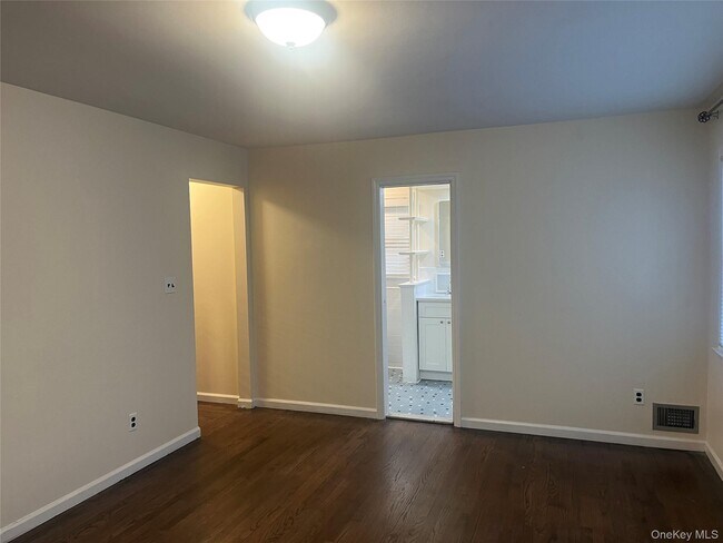 Building Photo - 145-43 Willets Point Blvd
