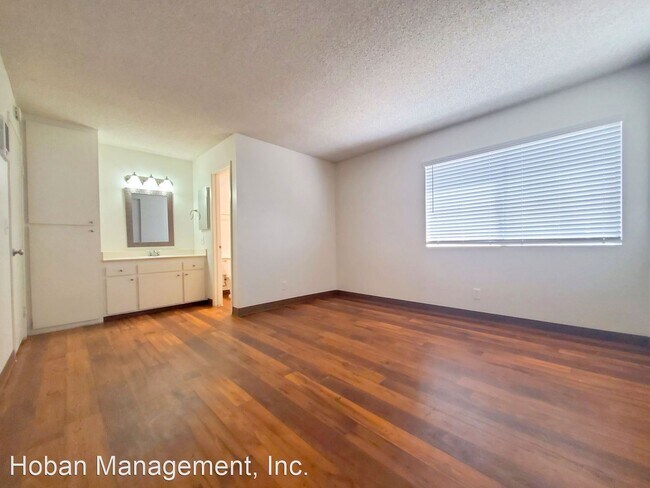 Building Photo - 770 S Magnolia Ave