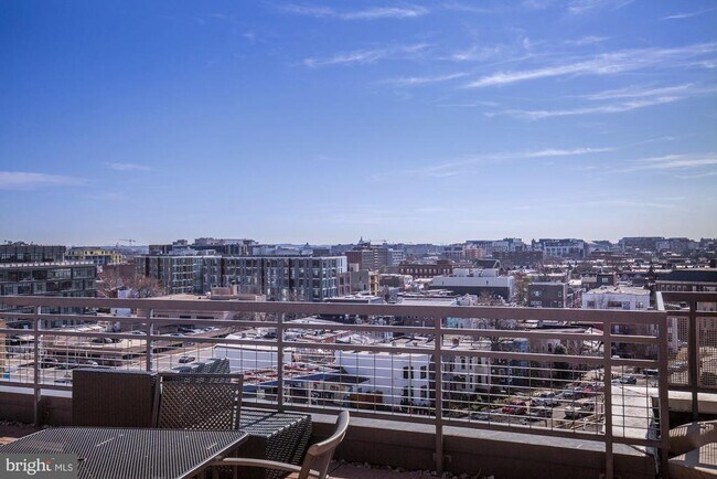 Building Photo - 2120 Vermont Ave NW