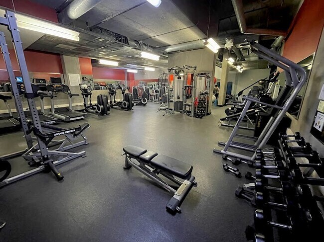 Building gym - 321 10th Ave