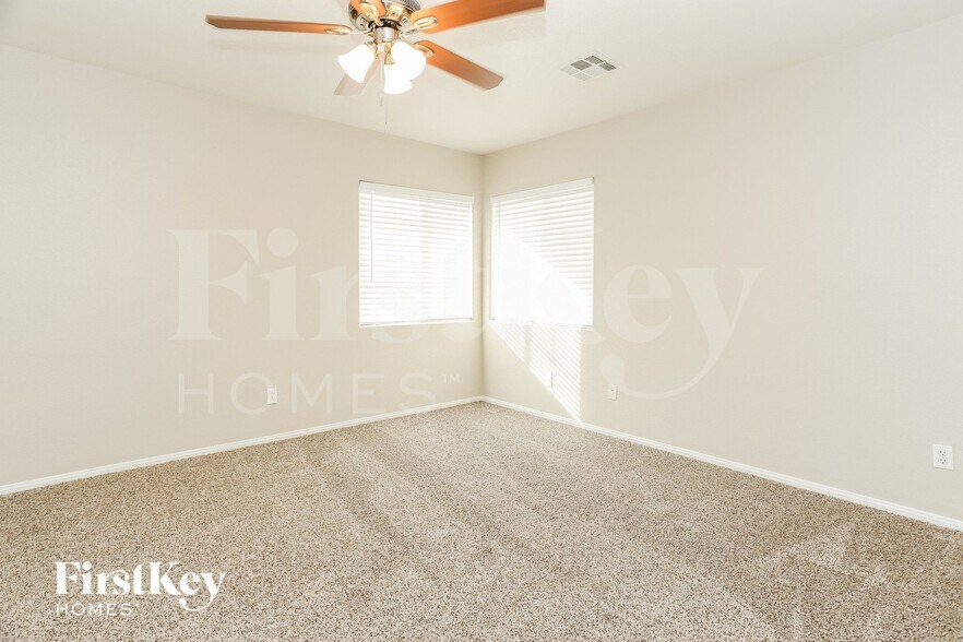 Building Photo - 9512 Quitman Ave